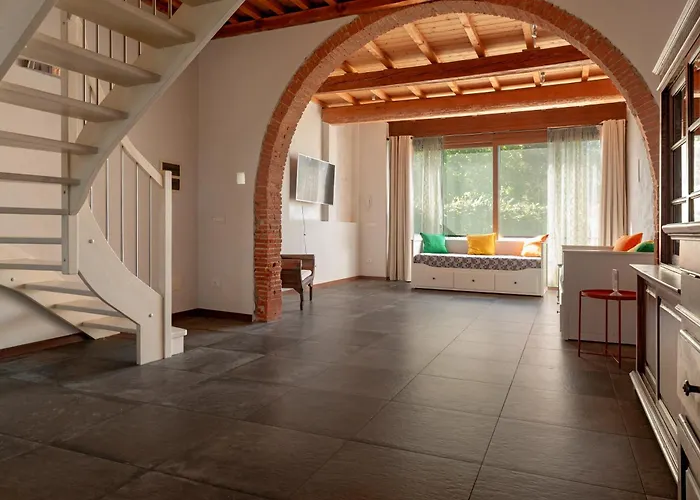 Sunflowers Dimora Villa