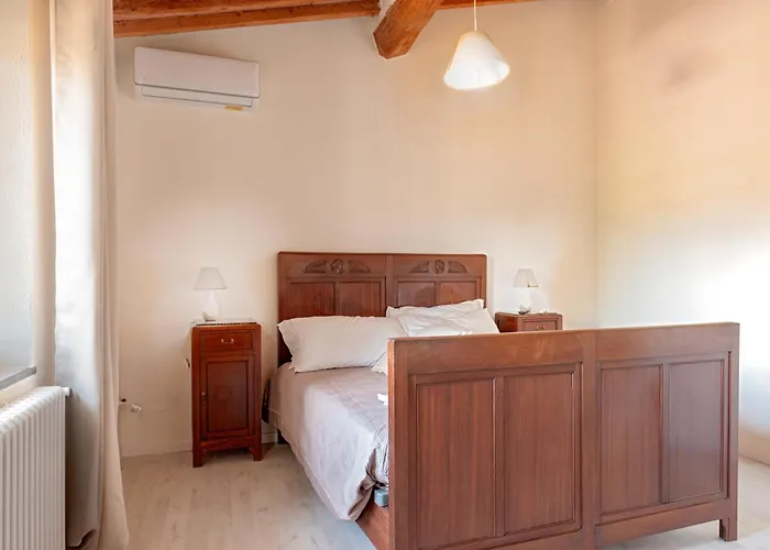 Sunflowers Dimora Villa *